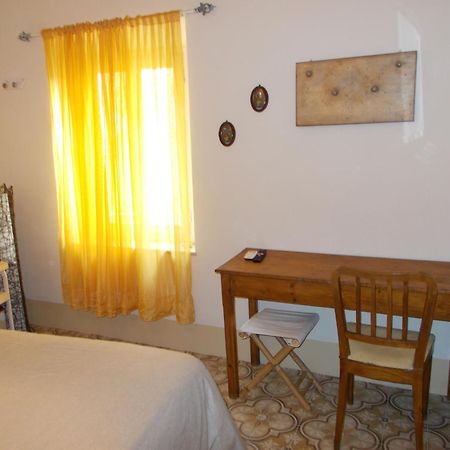 Guest House Le Arti Minori Serravalle Pistoiese Экстерьер фото
